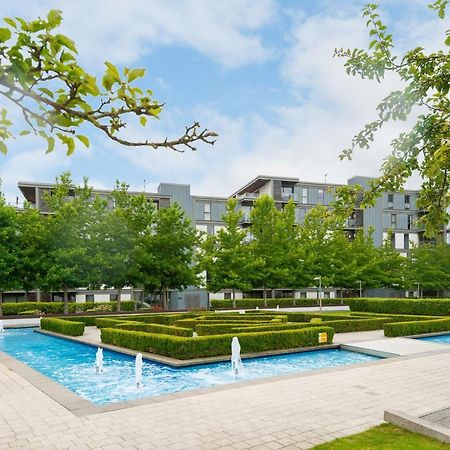 The Vizion Serviced Apartments From Pincott Properties - Free Parking, Private Balcony, And Wifi Milton Keynes Bagian luar foto