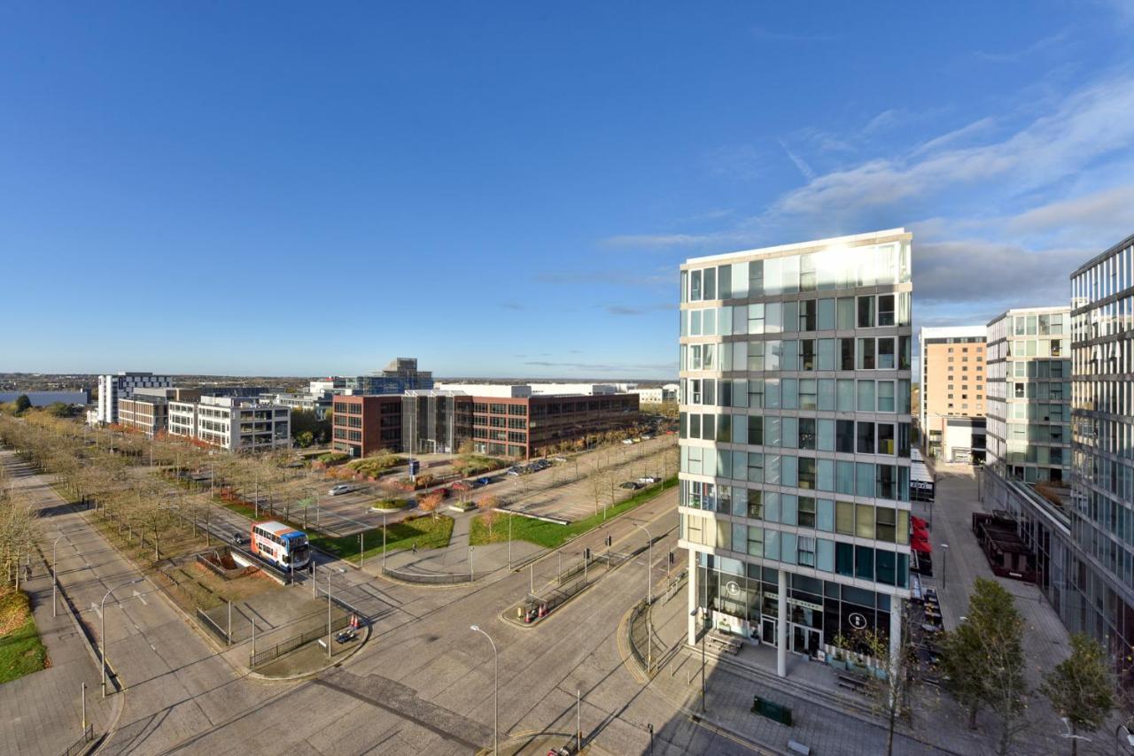 The Vizion Serviced Apartments From Pincott Properties - Free Parking, Private Balcony, And Wifi Milton Keynes Bagian luar foto