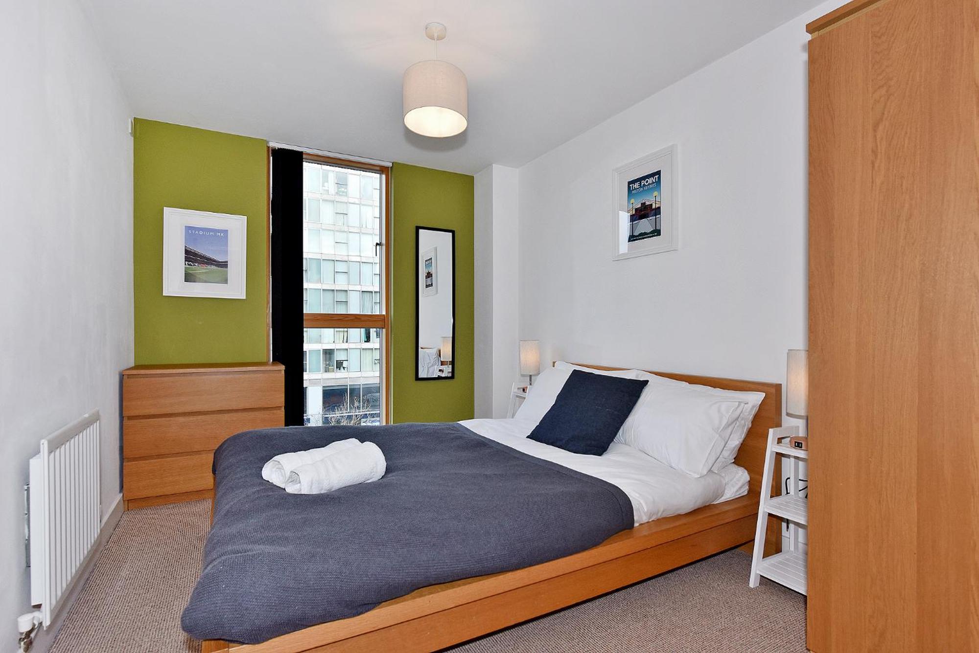 The Vizion Serviced Apartments From Pincott Properties - Free Parking, Private Balcony, And Wifi Milton Keynes Bagian luar foto